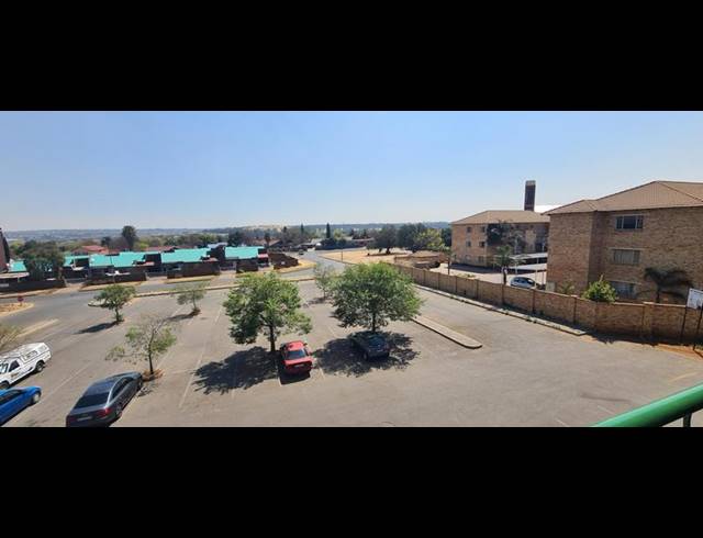 2 BEDROOM APARTMENT FOR SALE IN ELSPARK